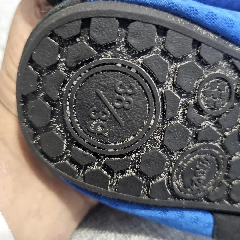 Brookstone Blue and Black Water Walkers Kids Shoes Size UK38/39